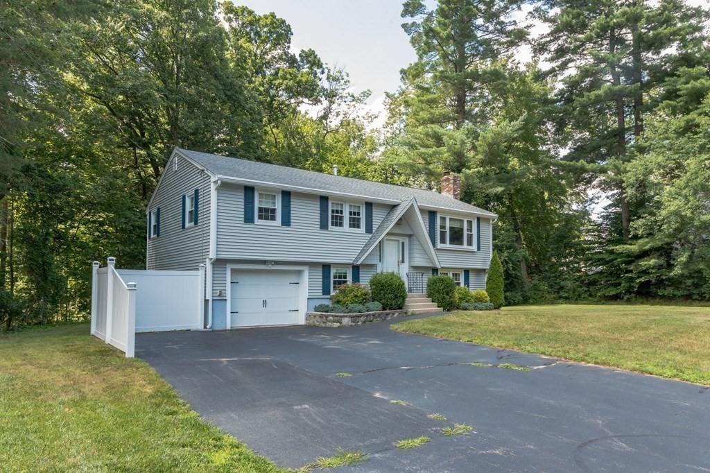 4 Mirror Road Billerica, MA 01821 - Photo 2 of 26 Gallery Image 2