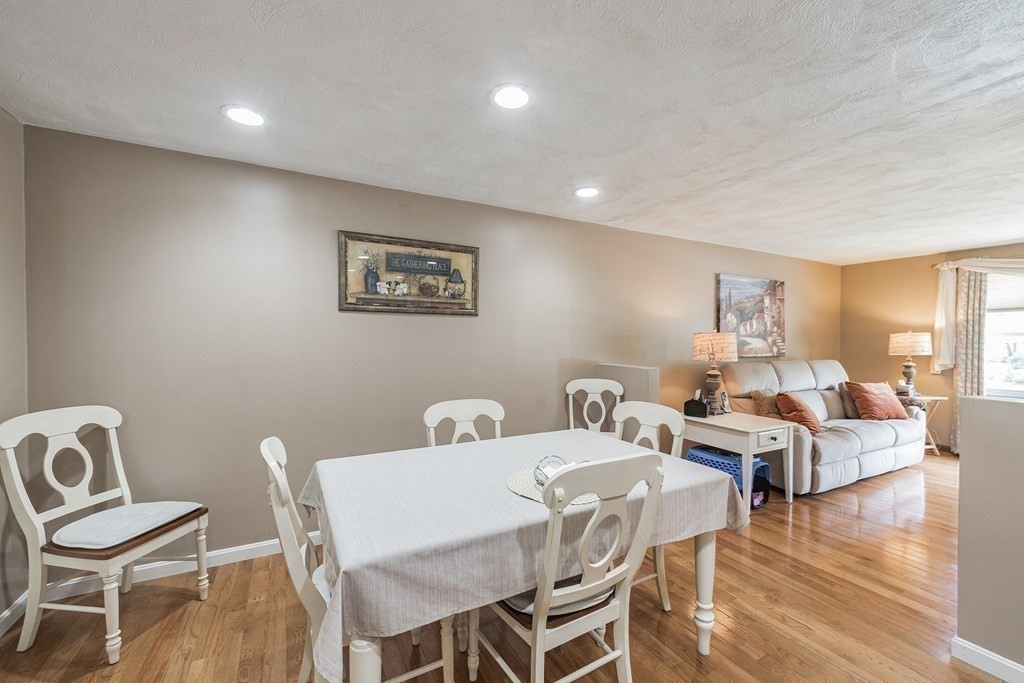 4 Mirror Road Billerica, MA 01821 - Photo 9 of 26 Gallery Image 9