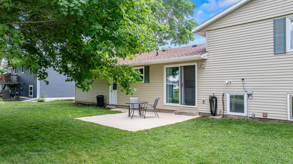 201 3rd Street East Tracy, MN 56175 - Photo 5 of 39