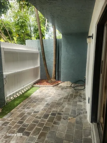 $3,000 | 523 Northeast 38th Street, Unit 6, Miami, FL 33137