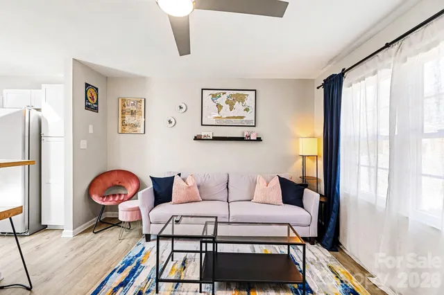 $330,000 | 727 Thera Drive, Charlotte, NC 28206