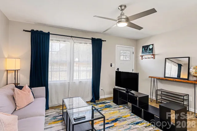 $330,000 | 727 Thera Drive, Charlotte, NC 28206