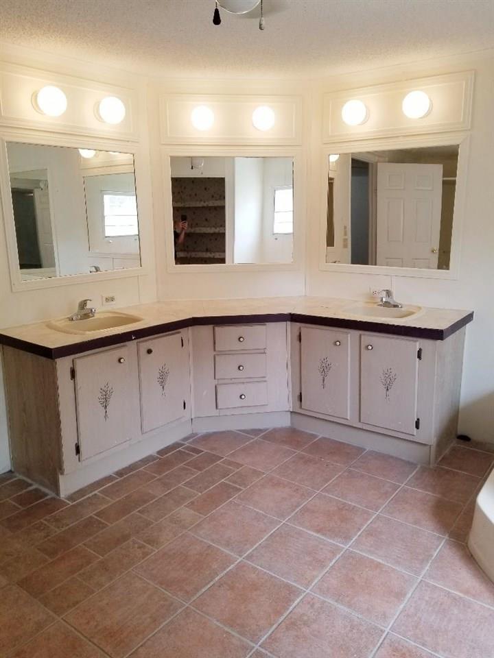 1279 McKenzie Road Cantonment, FL 32533 - Photo 10 of 22