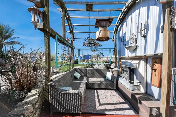 $470,000 | 1121 6th Street, San Leon, TX 77539