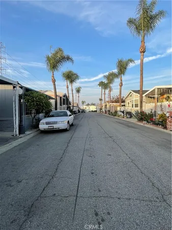 $169,999 | 10001 West Frontage Road, Unit 73, South Gate, CA 90280