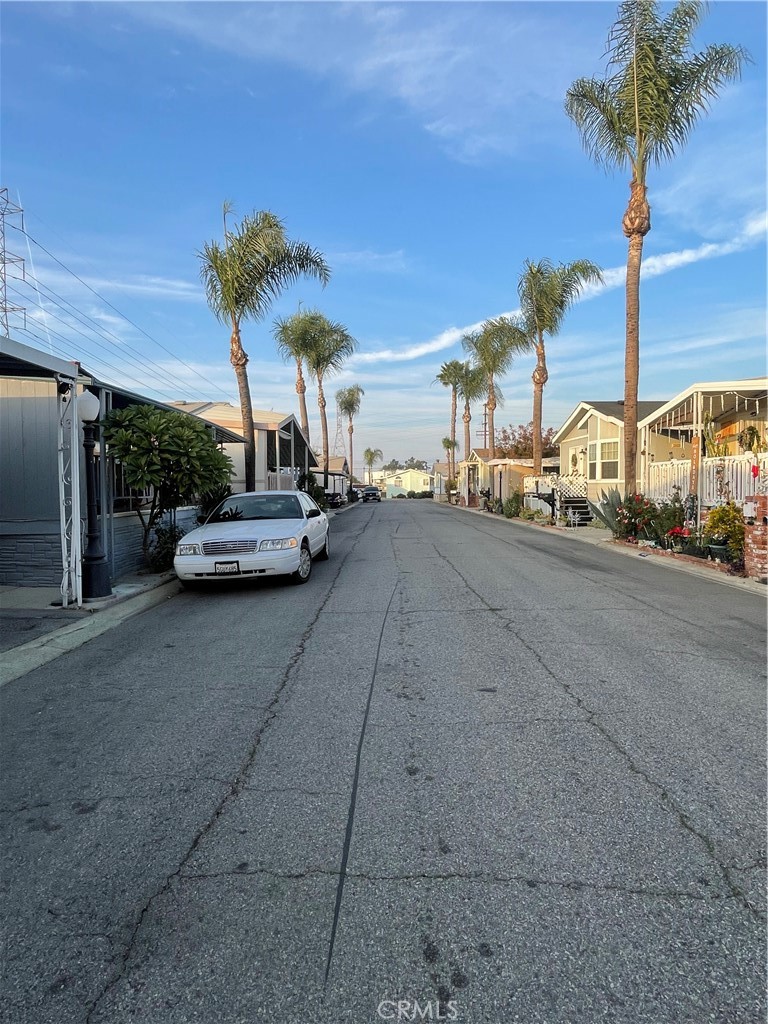 10001 West Frontage Road, Unit 73 South Gate, CA 90280 - Photo 2 of 16