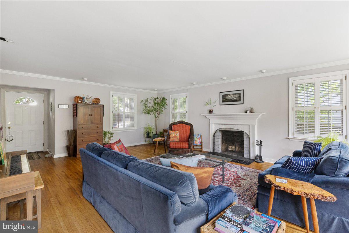 37 Southern Way Princeton, NJ 08540 - Photo 3 of 15