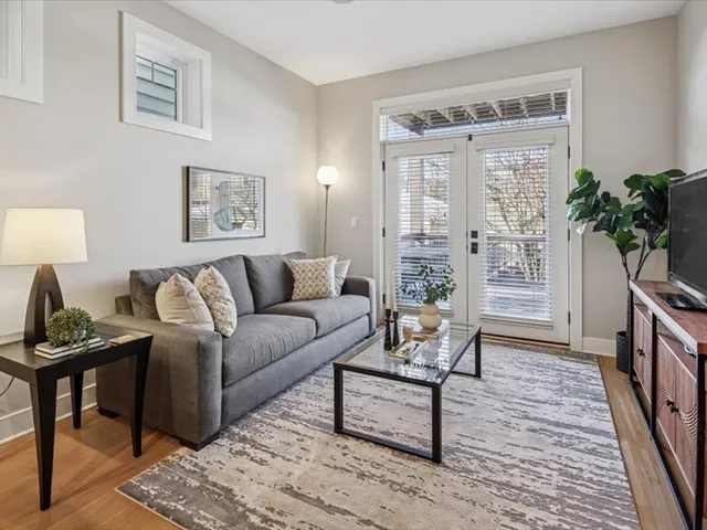 $1,695,000 | 4542 North Leavitt Street, Chicago, IL 60625