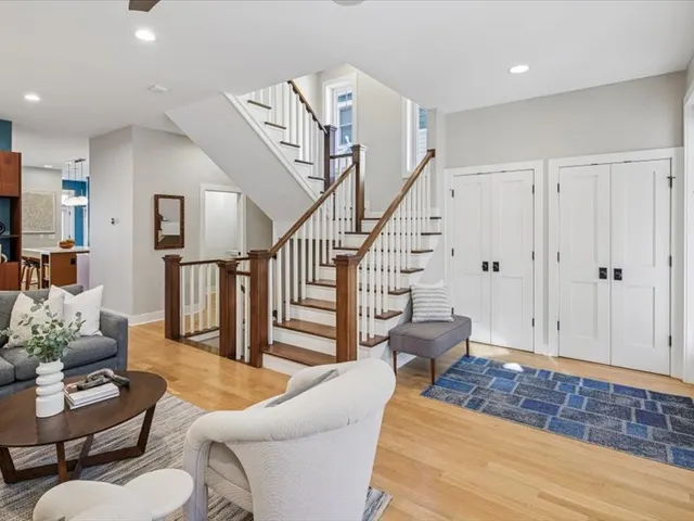 $1,695,000 | 4542 North Leavitt Street, Chicago, IL 60625