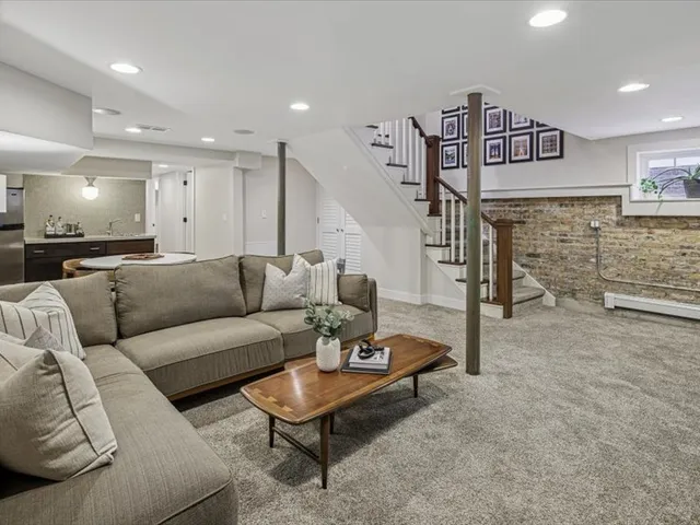 $1,695,000 | 4542 North Leavitt Street, Chicago, IL 60625