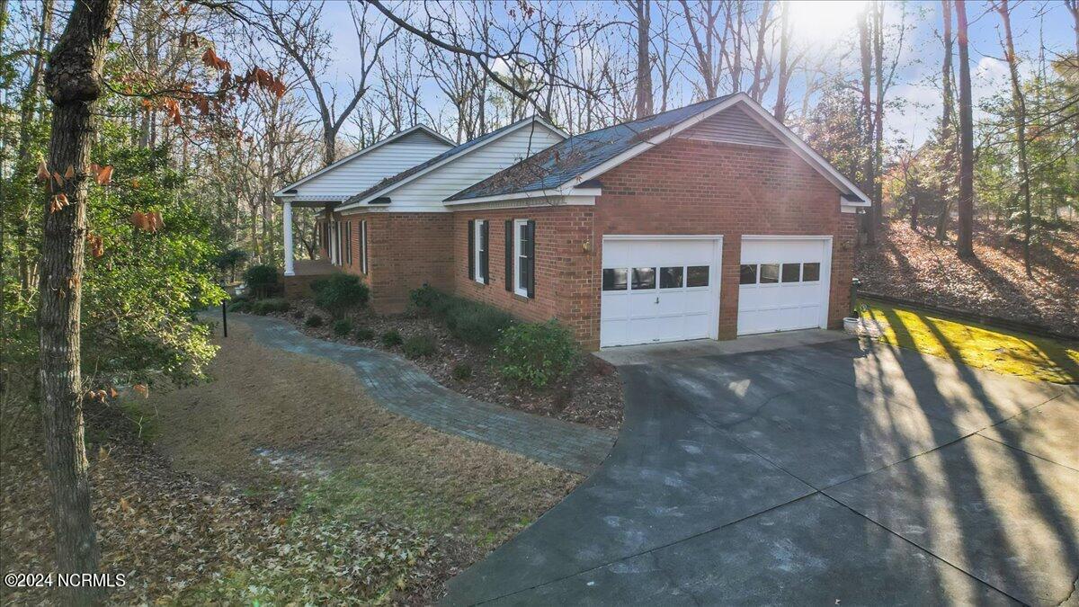 809 Williamsburg Drive Rockingham, NC 28379 - Photo 9 of 48 62-DJI_0794
