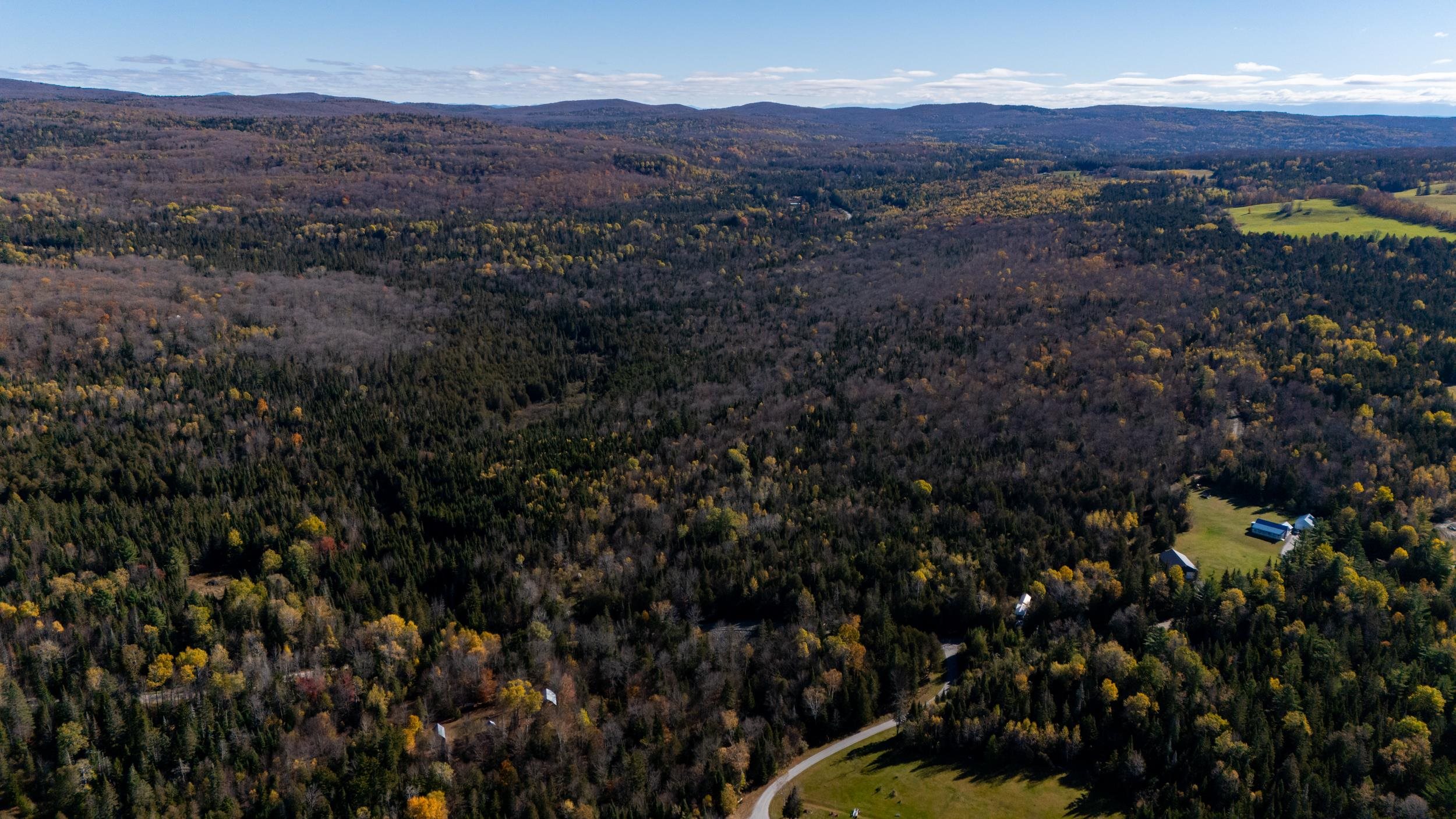 986 Summerhill Road Walden, VT 05843 - Photo 21 of 31 Gallery Image 21