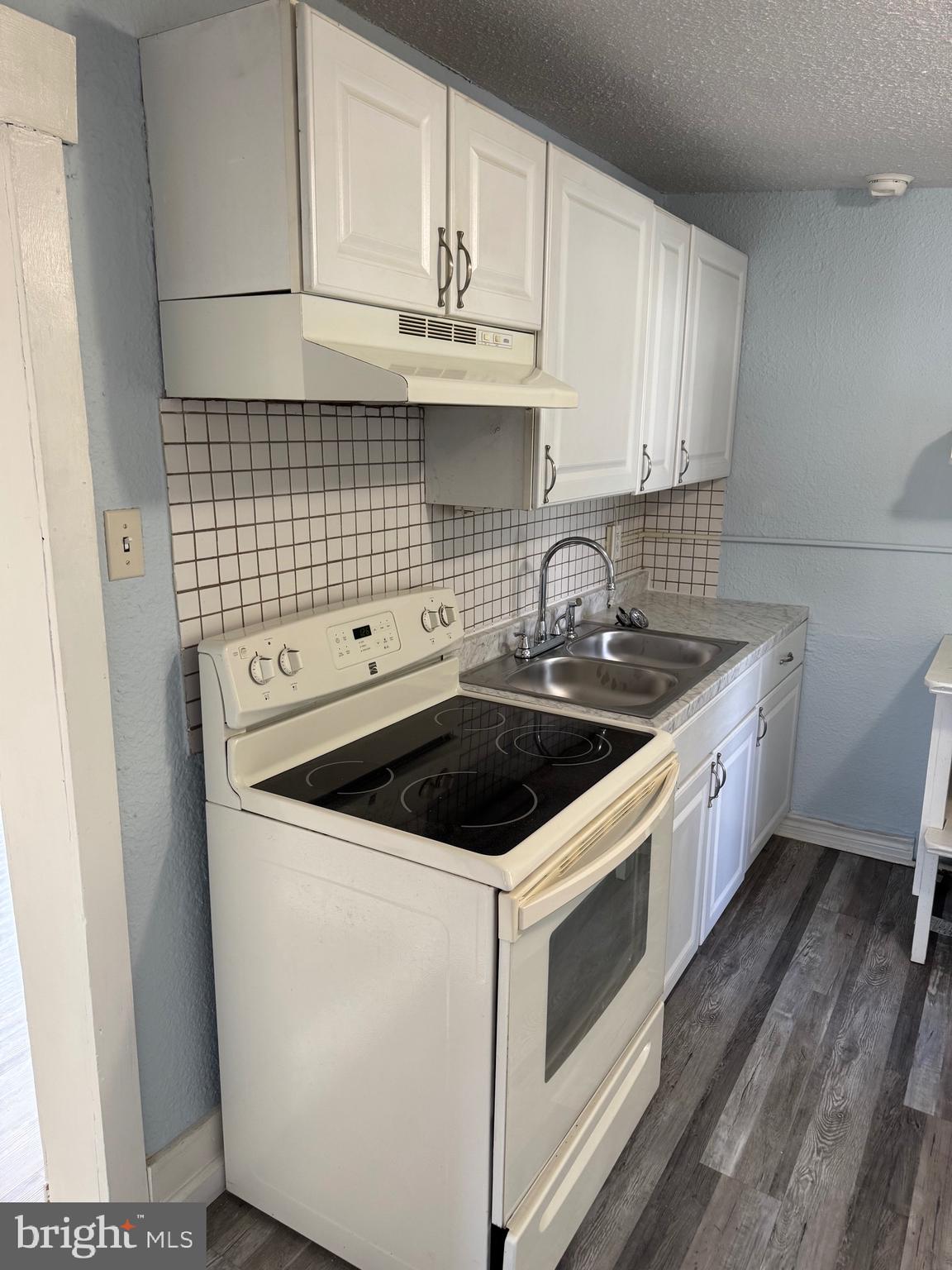 21 West Maple Street, Unit 2 East Prospect, PA 17317 - Photo 2 of 11
