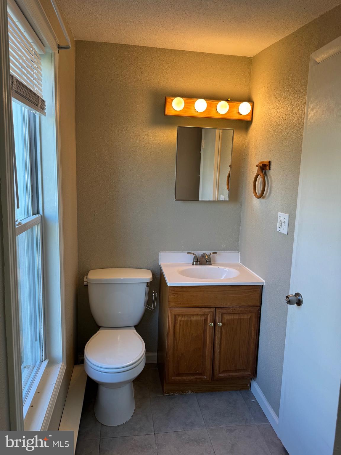 21 West Maple Street, Unit 2 East Prospect, PA 17317 - Photo 4 of 11