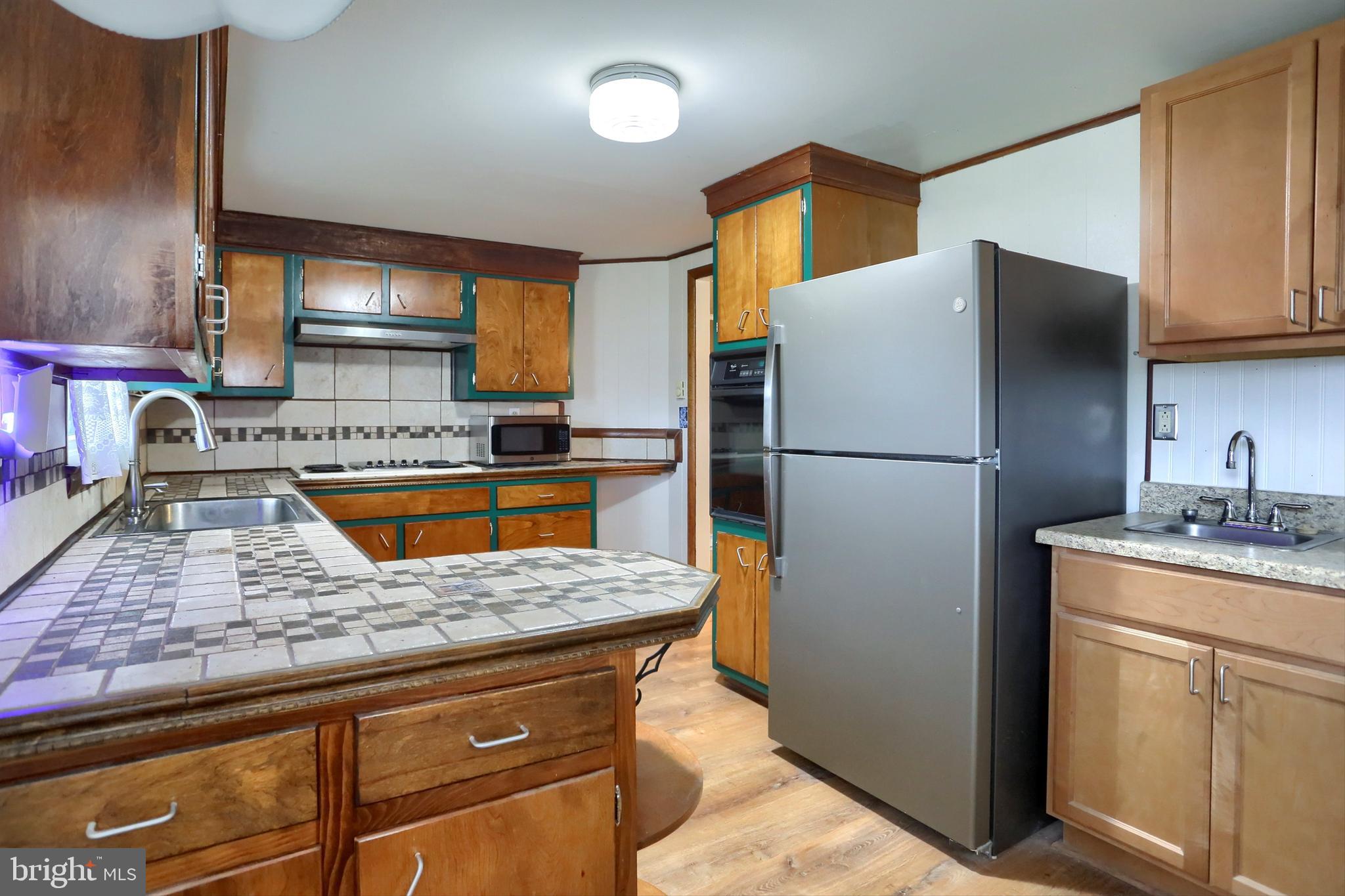 121 Pine Road Mount Holly Springs, PA 17065 - Photo 10 of 29 Gallery Image 10