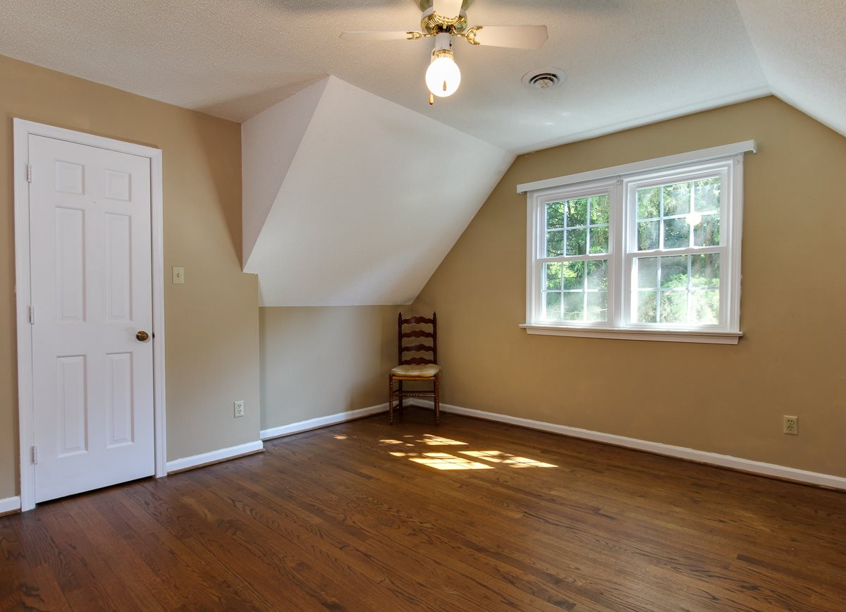 4401 Irving Court Raleigh, NC 27609 - Photo 19 of 25 Photo 19