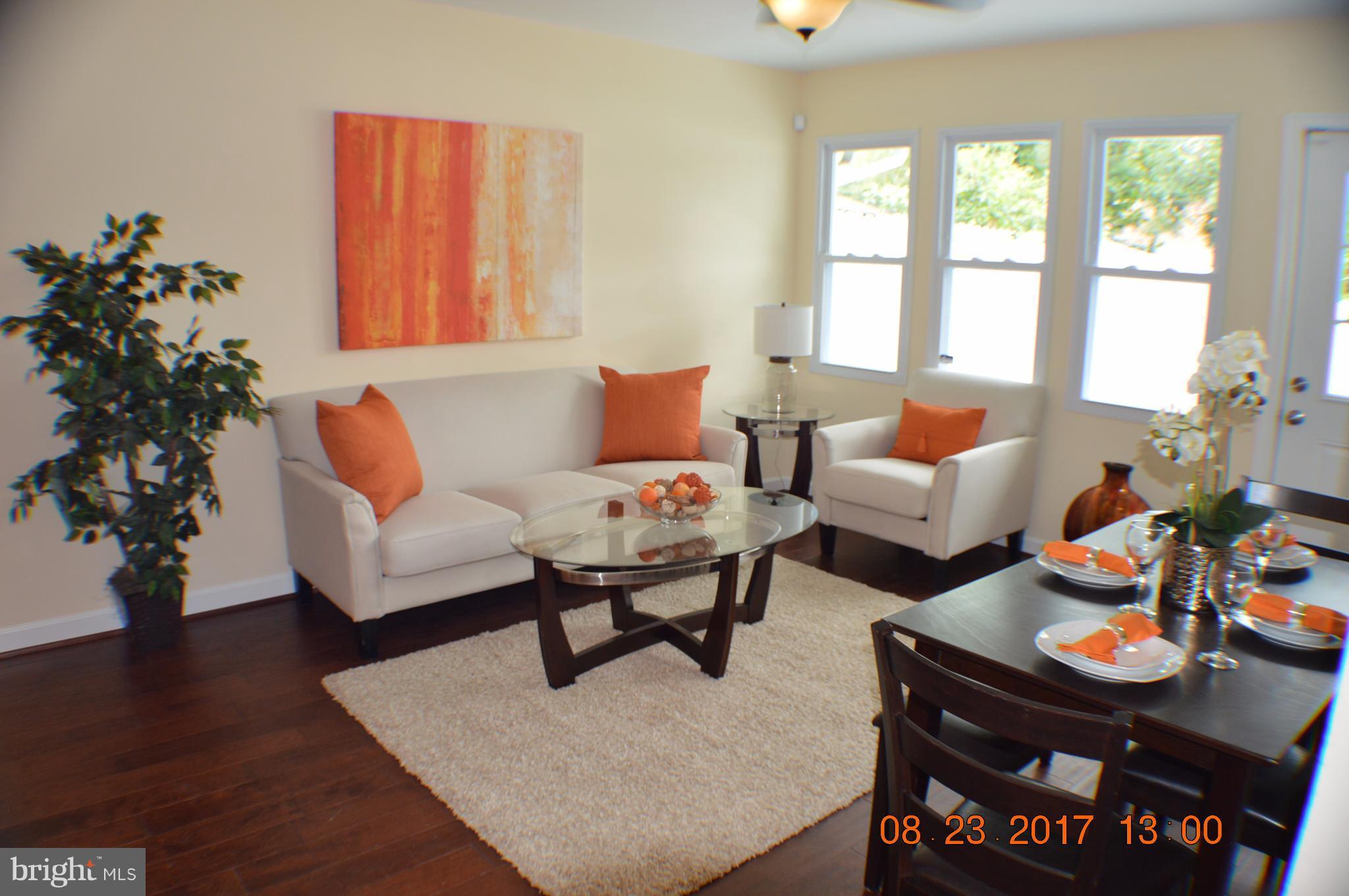 7611 Normandy Road Landover, MD 20785 - Photo 4 of 18 Living Room
