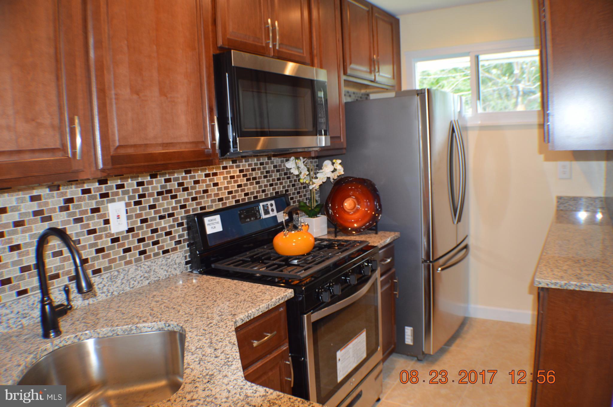 7611 Normandy Road Landover, MD 20785 - Photo 6 of 18 Kitchen