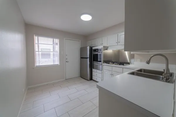 $2,800 | 3434 McFarlin Boulevard, Unit D, University Park, TX 75205