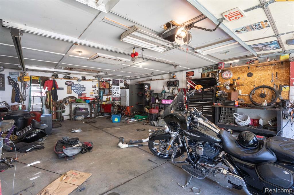 736 Academy Road Holly, MI 48442 - Photo 20 of 22 Gallery Image 20