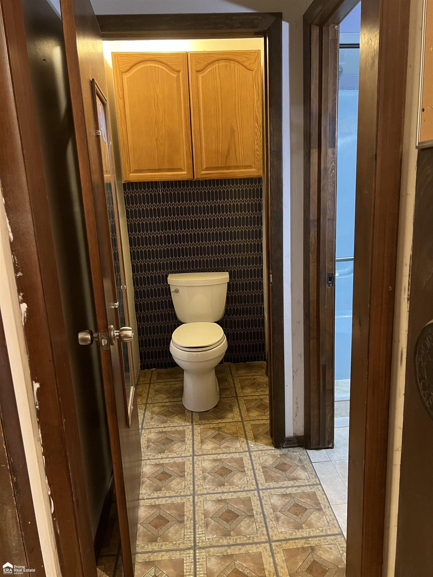 4186 Center Road Flint, MI 48506 - Photo 38 of 40