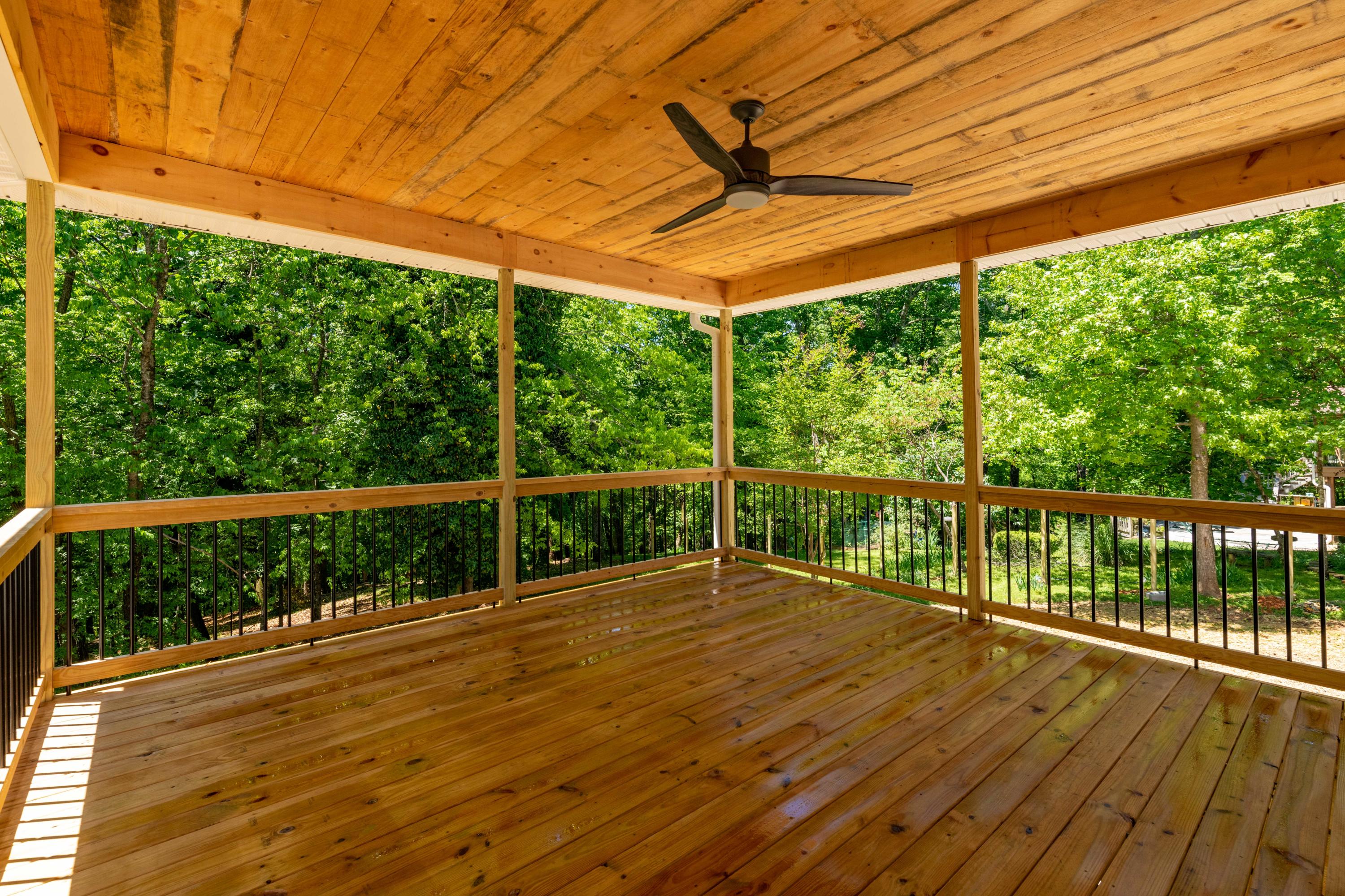 1626 Rock Bluff Road Hixson, TN 37343 - Photo 8 of 41 D85_2110