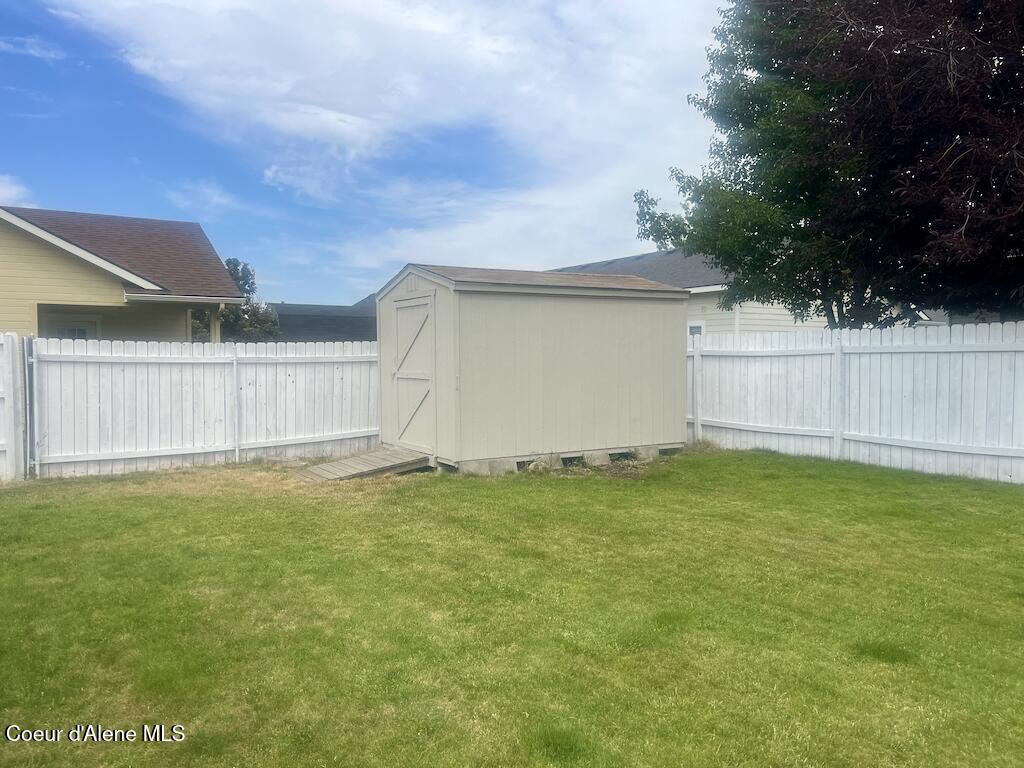 600 North Elm Road Post Falls, ID 83854 - Photo 12 of 15 IMG_5362