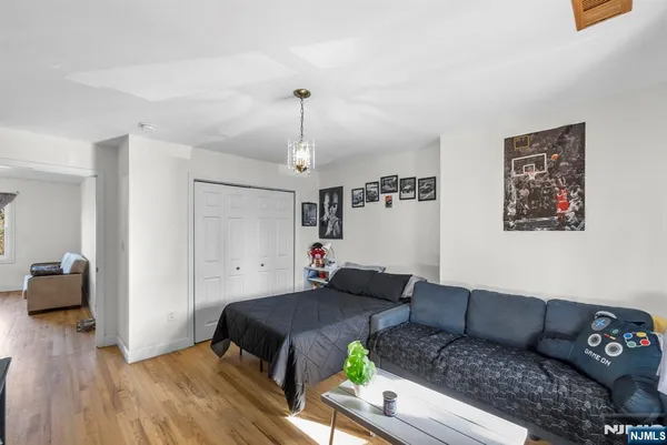 $2,900 | 360 Gorge Road, Unit 2, Cliffside Park, NJ 07010