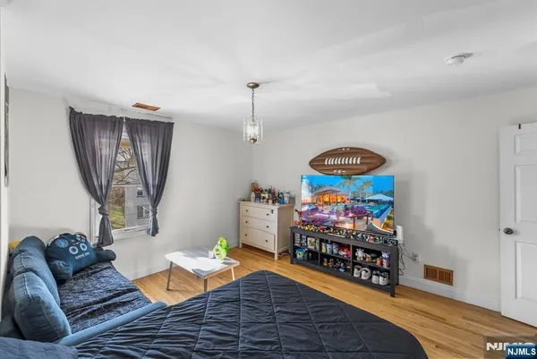 $2,900 | 360 Gorge Road, Unit 2, Cliffside Park, NJ 07010