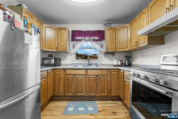 $2,900 | 360 Gorge Road, Unit 2, Cliffside Park, NJ 07010