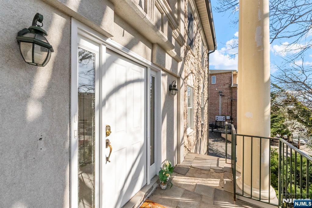 360 Gorge Road, Unit 2 Cliffside Park, NJ 07010 - Photo 4 of 19