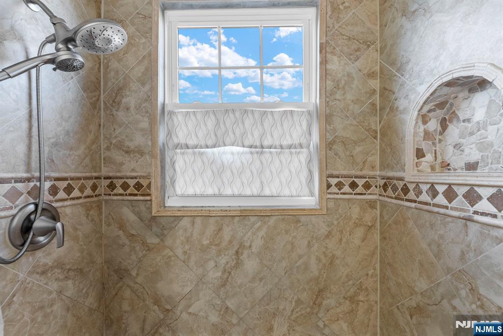 360 Gorge Road, Unit 2 Cliffside Park, NJ 07010 - Photo 10 of 19