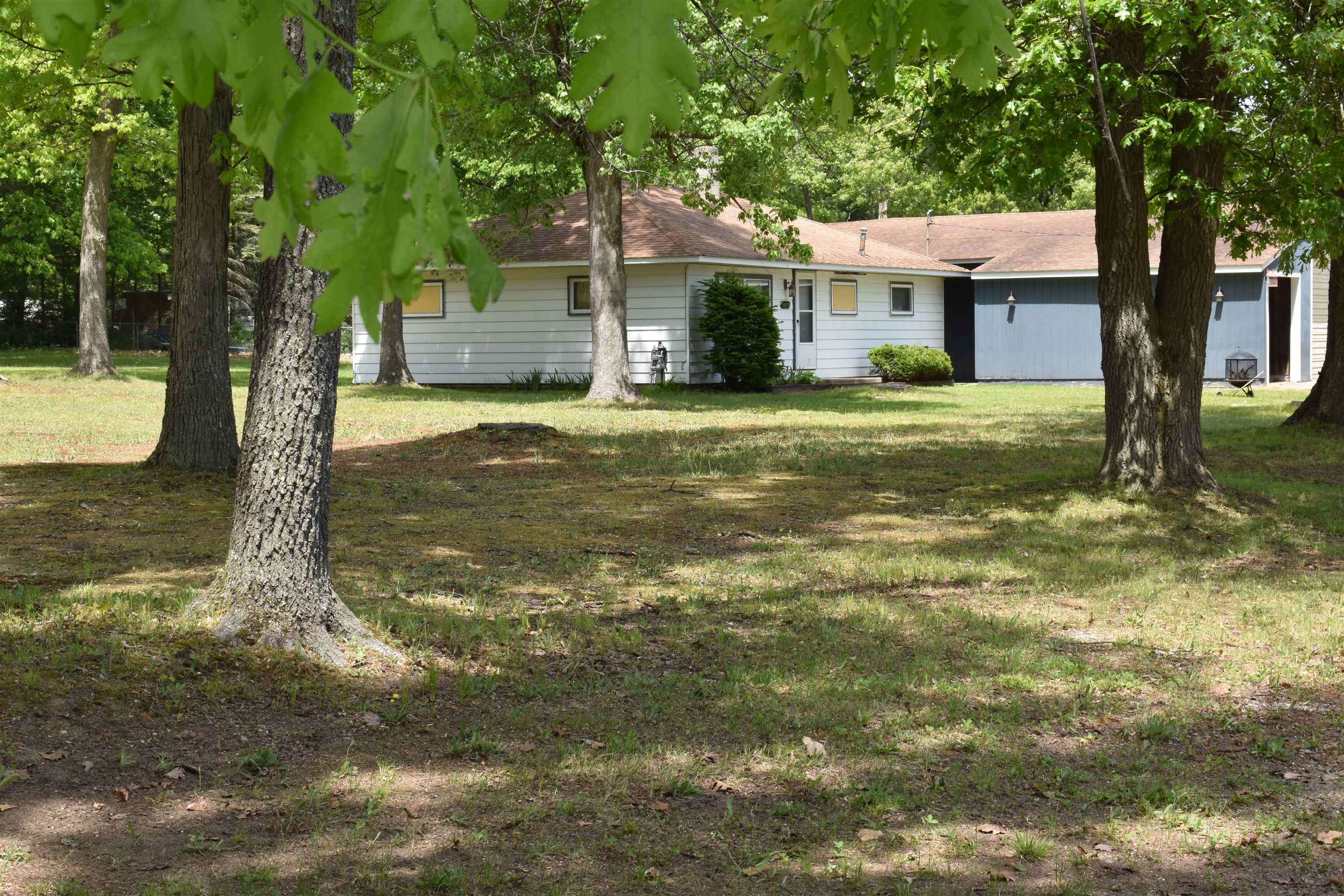 3425 Woods Road Harrison, MI 48625 - Photo 3 of 49 Gallery Image 3