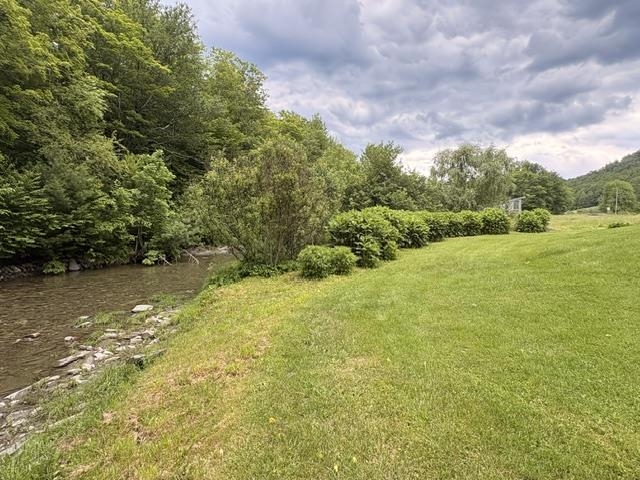 1821 Chateauguay Road Barnard, VT 05032 - Photo 6 of 57