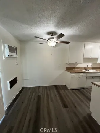 $1,395 | 685 East Vista Chino, Unit 8, Palm Springs, CA 92262