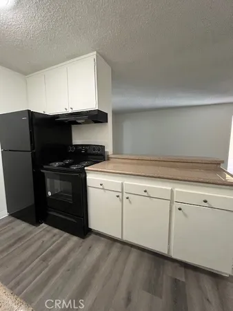 $1,395 | 685 East Vista Chino, Unit 8, Palm Springs, CA 92262