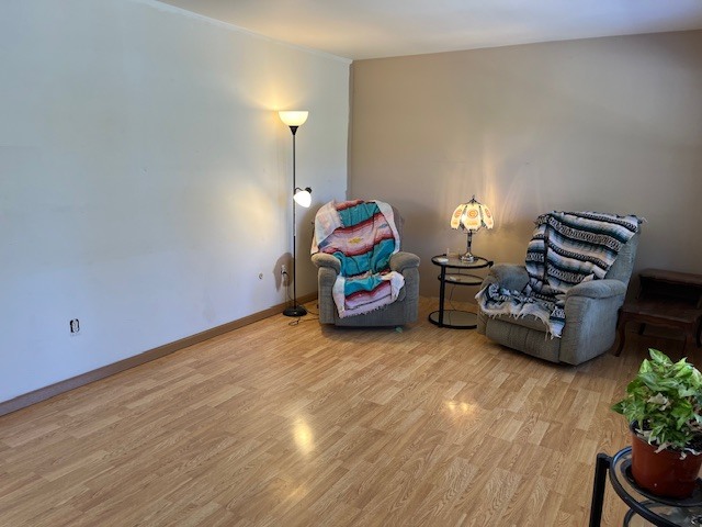 24314 South Burr Road Channahon, IL 60410 - Photo 6 of 17 a bedroom with bed and a couch