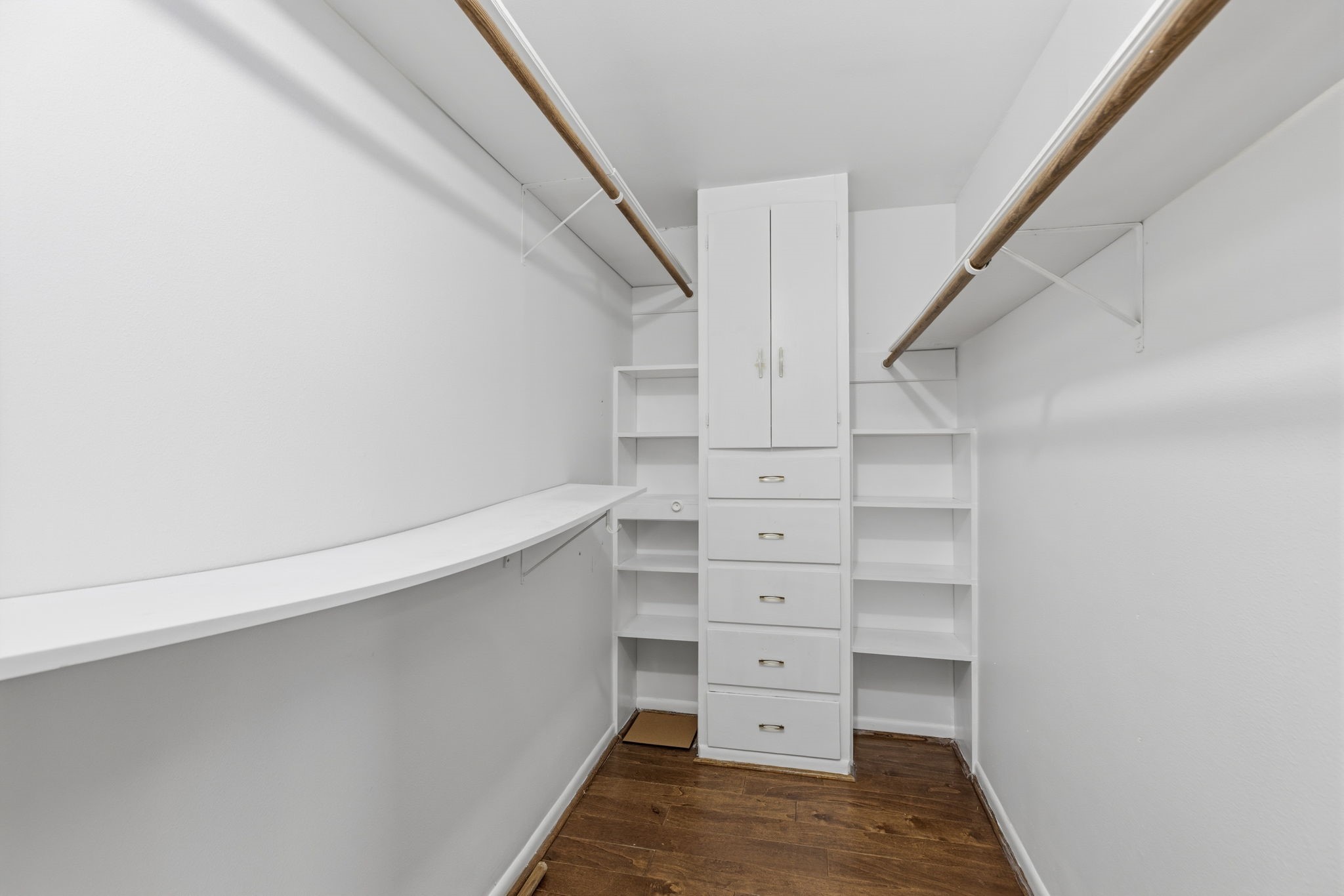 5410 Indigo Street Houston, TX 77096 - Photo 17 of 30 View of the large walk in closet in primary bedroom.