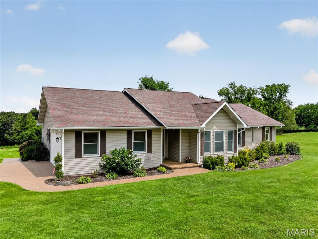 1957 Schnarre Road Foristell, MO 63348 - Photo 3 of 79 Gallery Image 3
