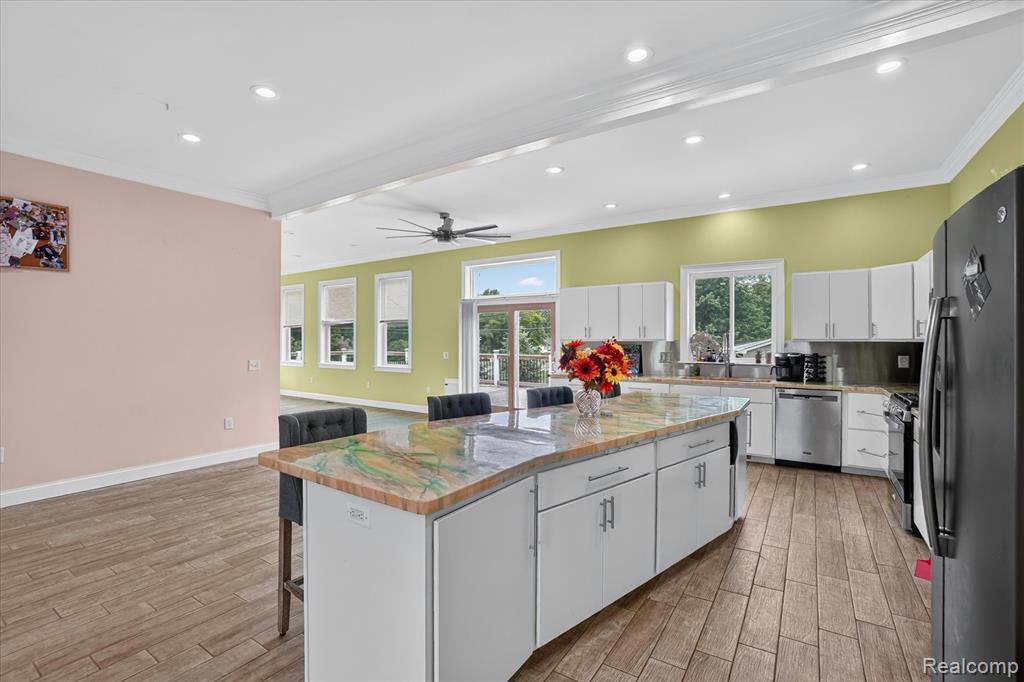 6524 Kelly Road Flushing, MI 48433 - Photo 14 of 47 Gallery Image 14
