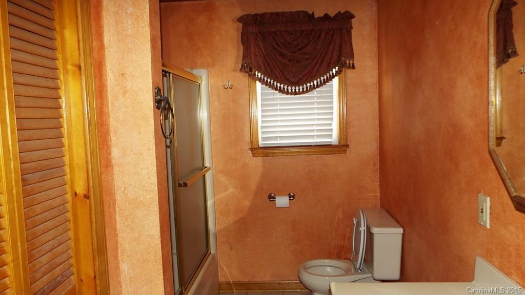 952 McCaskill Road Candor, NC 27229 - Photo 7 of 18