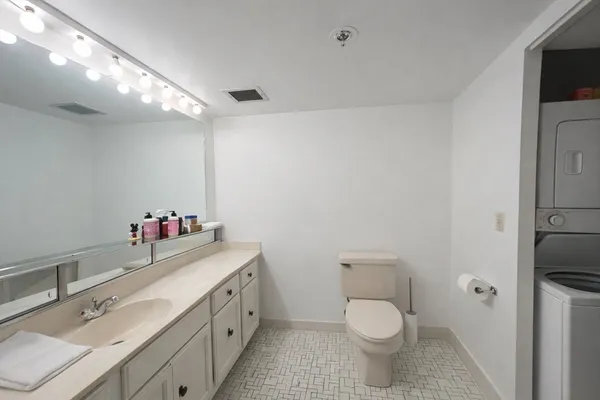 $2,900 | 250 Hammond Pond Parkway, Unit 504N, Newton, MA 02467