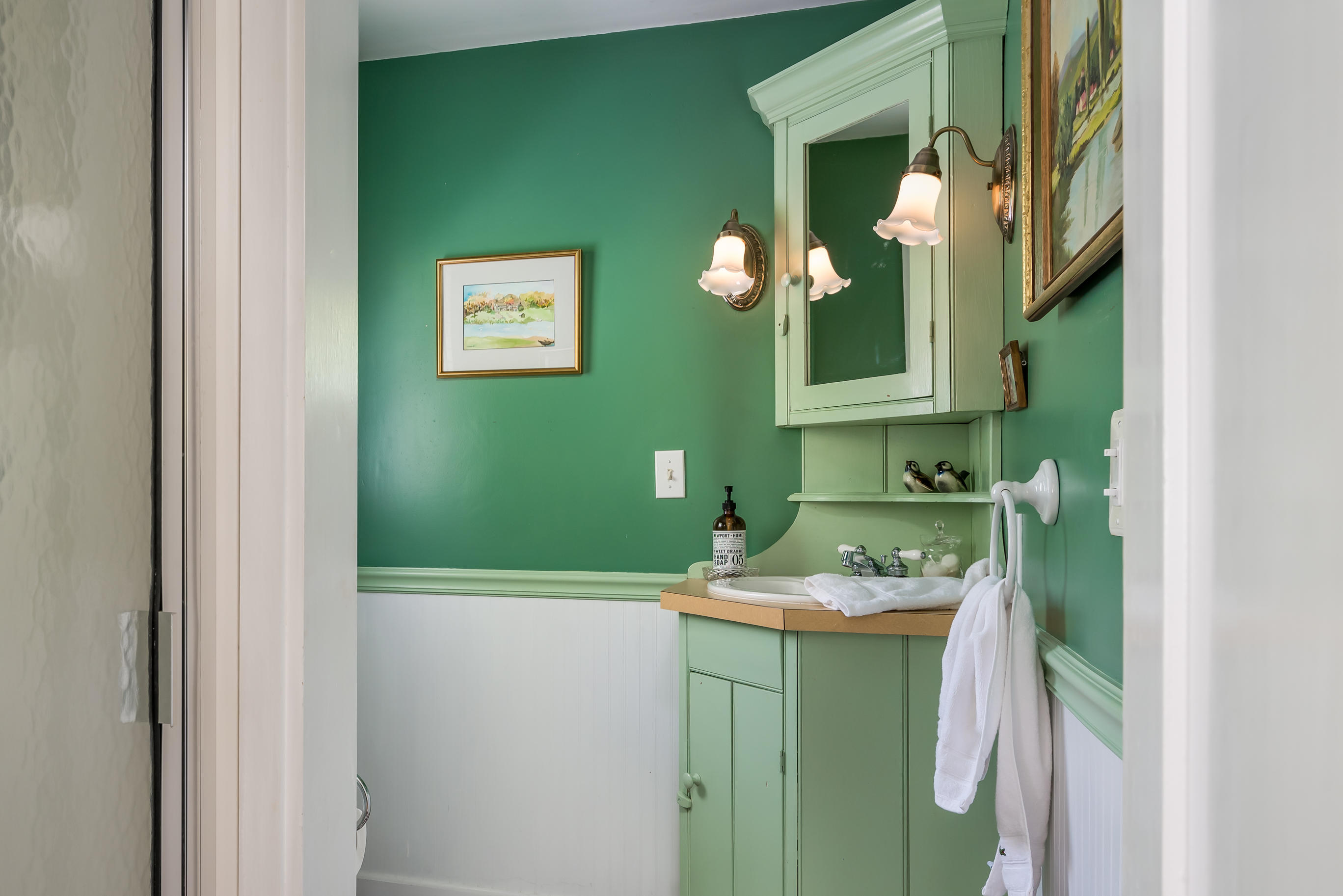 21 River Road Cape Neddick, ME 03902 - Photo 15 of 39 Bathroom