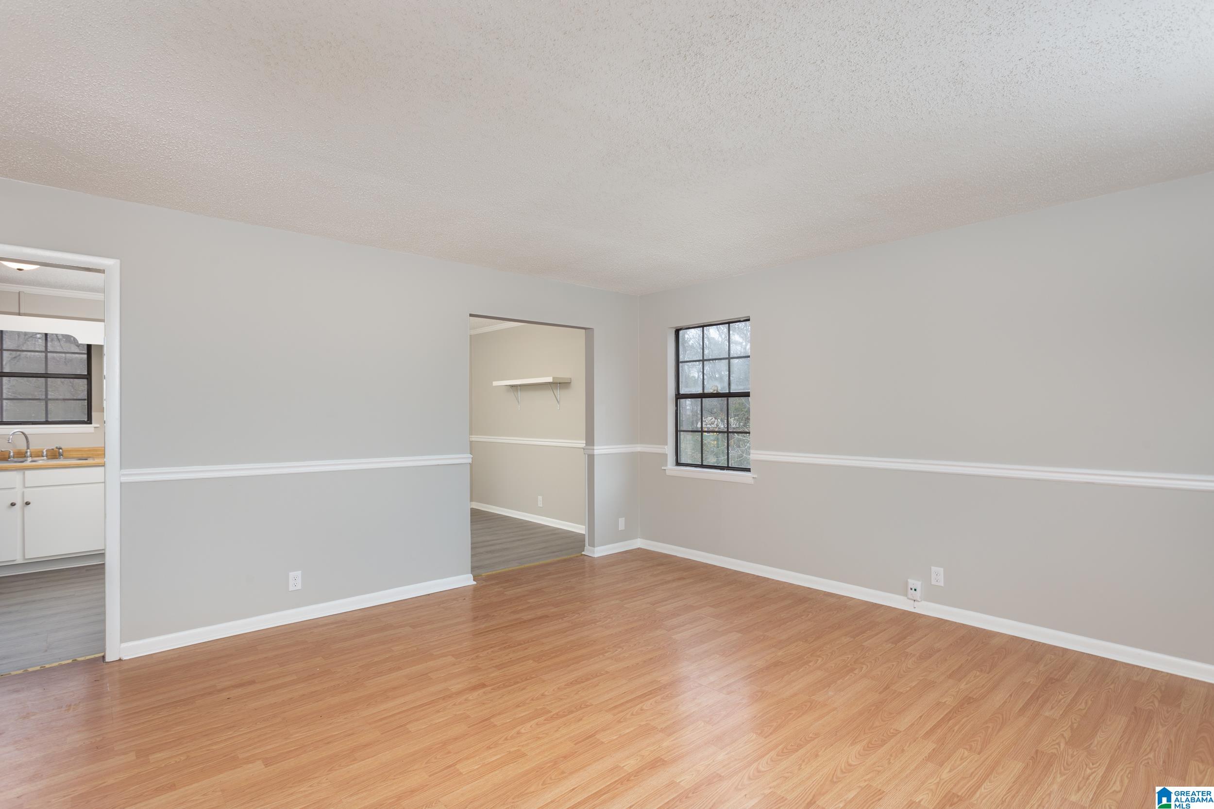 111 Oak Road Anniston, AL 36206 - Photo 7 of 36