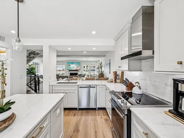 $1,448,000 | 141 Marina Del Rey Court, Clearwater Beach, FL 33767