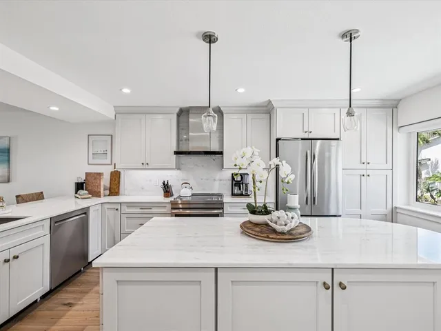 $1,448,000 | 141 Marina Del Rey Court, Clearwater Beach, FL 33767