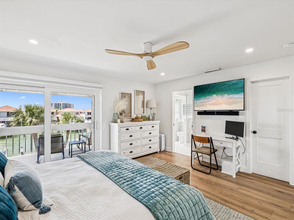 141 Marina Del Rey Court Clearwater Beach, FL 33767 - Photo 23 of 69