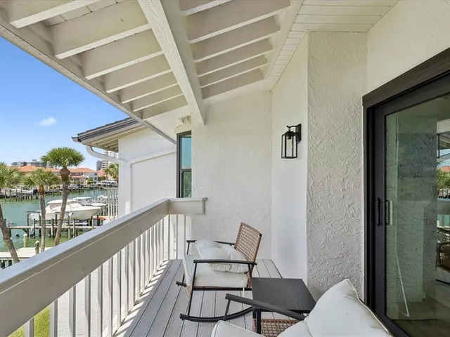 $1,448,000 | 141 Marina Del Rey Court, Clearwater Beach, FL 33767