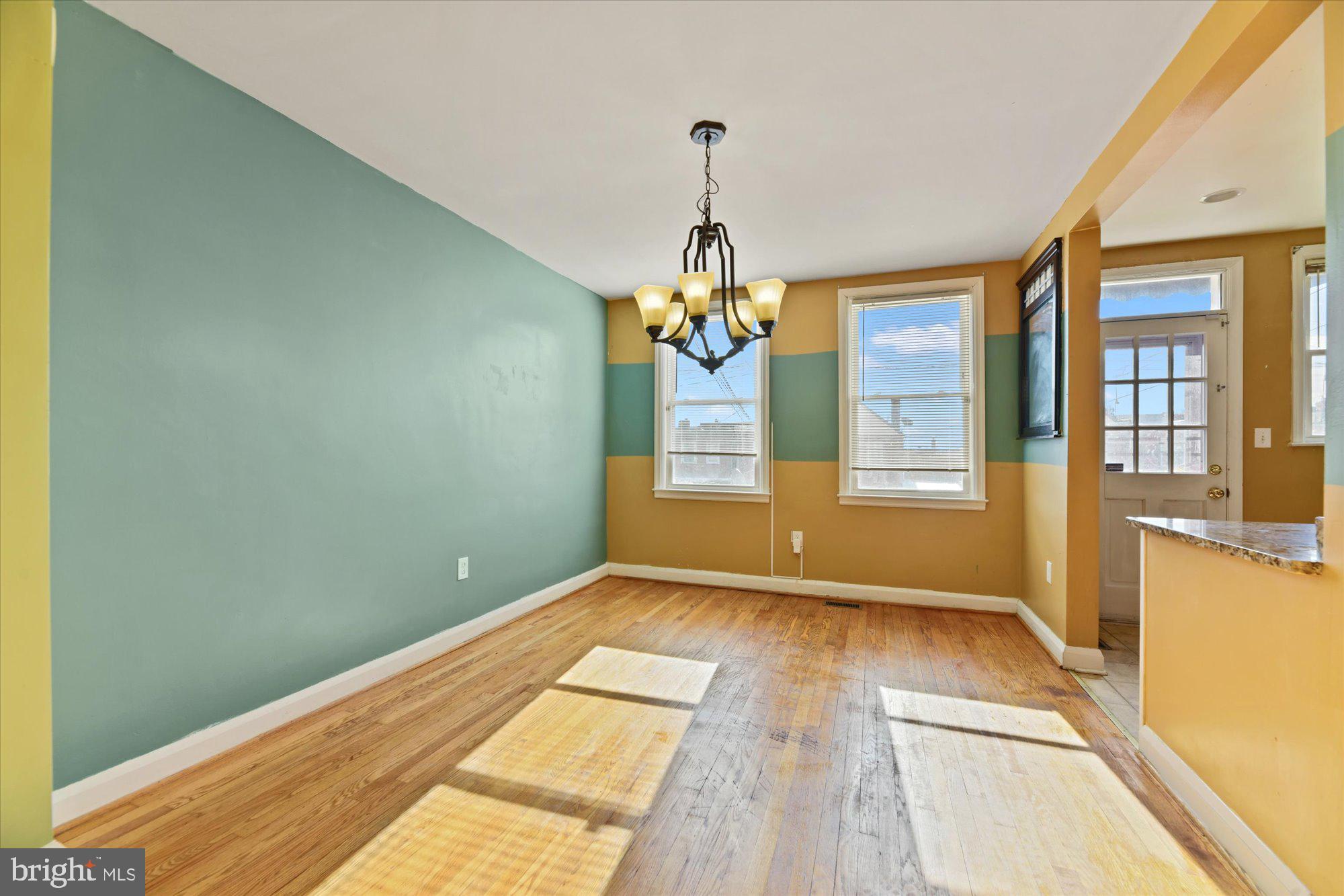 3557 Juneway Baltimore, MD 21213 - Photo 7 of 29 Dining Room
