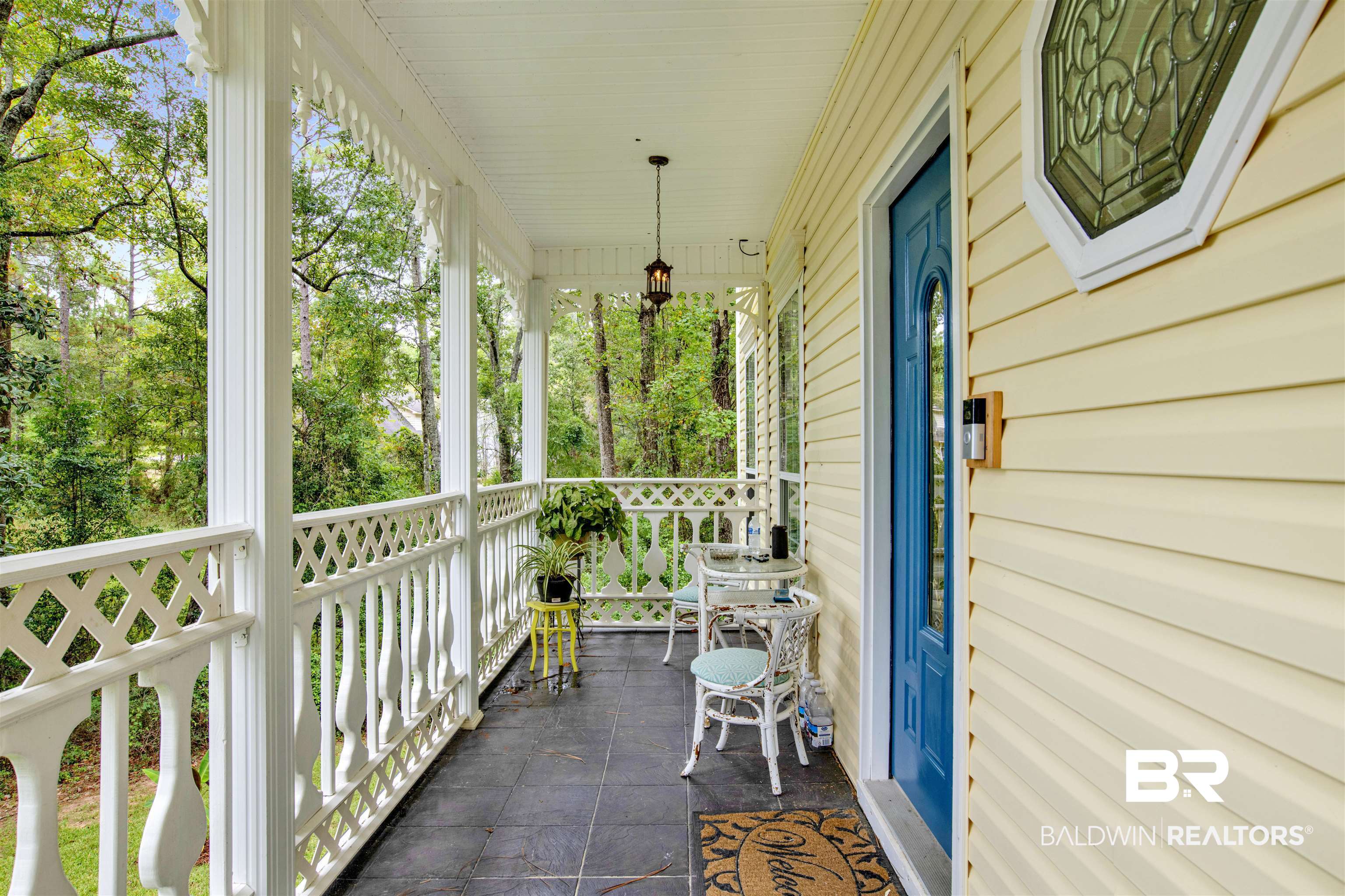 7641 Hitt Road Mobile, AL 36695 - Photo 3 of 29 Balcony with a porch